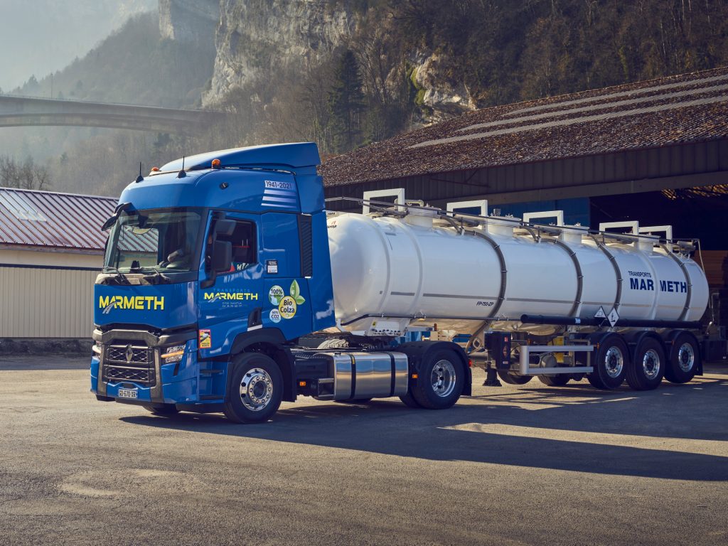 Transport de produits chimiques en citerne revêtue