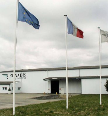 Ronadis - Plate-forme logistique de 20 000 m² spécialisée dans le stockage et la préparation de commande.